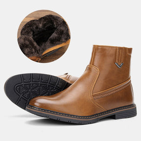 Bota de Couro Clássica Inglesa Bota de Couro Clássica Inglesa Espaço Shop Marrom 38 